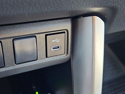 Used 2023 Toyota Corolla Cross LE w/ Moonroof Package image 19