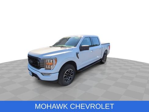 Used 2022 Ford F150 XLT w/ Equipment Group 302A High AWD/4WD image 4