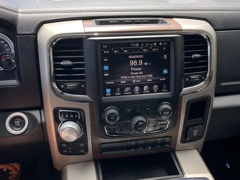 Used 2014 RAM 1500 Laramie w/ Convenience Group AWD/4WD image 24