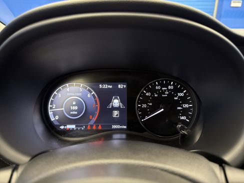 Used 2022 Nissan Kicks SV FWD image 17