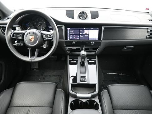 Certified 2025 Porsche Macan GTS AWD/4WD image 6