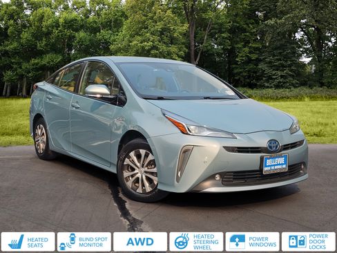 Used 2019 Toyota Prius XLE AWD/4WD image 1