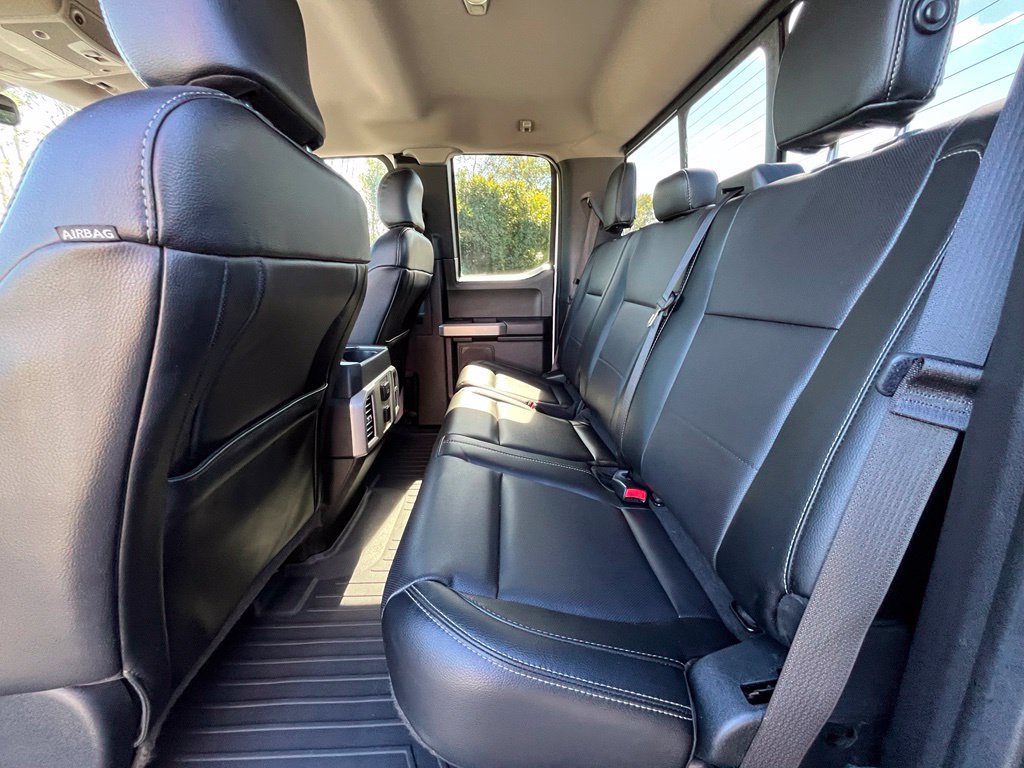 Used 2015 Ford F150 Lariat w/ Equipment Group 502A Luxury AWD/4WD image 28