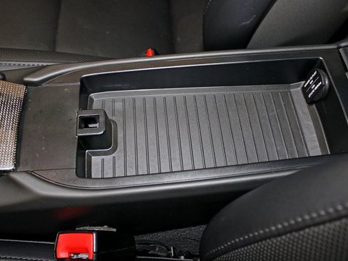 Used 2016 Porsche 911 Turbo image 32