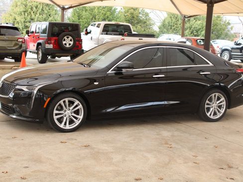Used 2020 Cadillac CT4 Luxury w/ Sun And Sound Package image 5