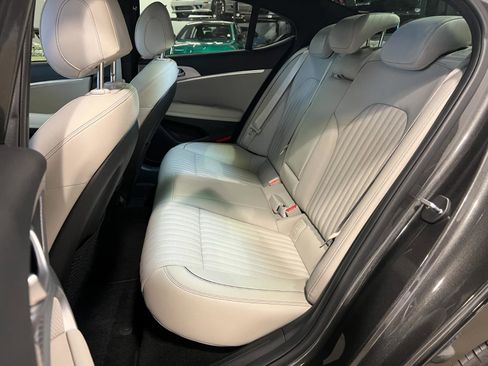 Used 2023 Genesis G70 2.0T w/ Sport Prestige Package image 29