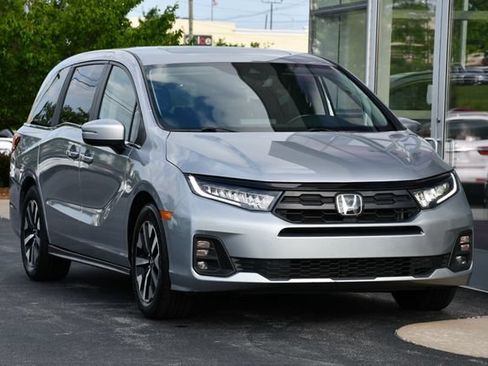 Used 2025 Honda Odyssey EX-L image 5