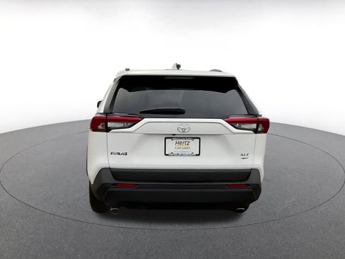 Used 2025 Toyota RAV4 XLE image 12