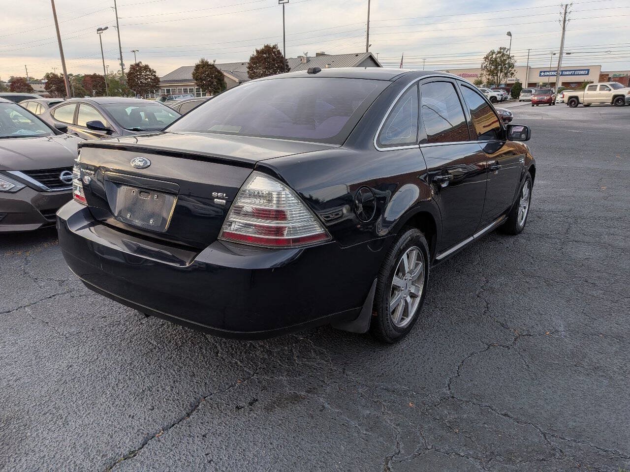 Used 2009 Ford Taurus SEL AWD/4WD image 15