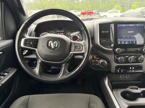 Used 2022 RAM 1500 Big Horn AWD/4WD image 8
