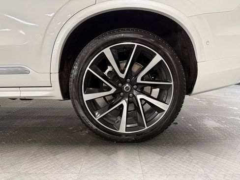 Used 2023 Volvo XC90 B6 Plus AWD/4WD image 7