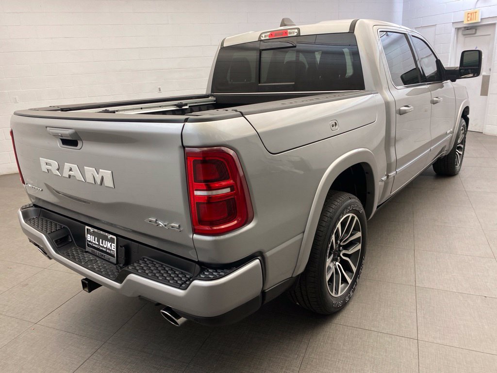 Used 2025 RAM 1500 Limited w/ Trailer Tow Group AWD/4WD image 7