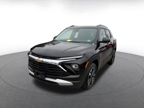 Used 2025 Chevrolet TrailBlazer LT image 7