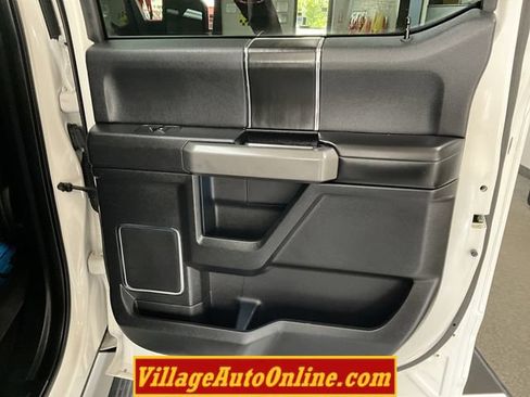 Used 2018 Ford F150 Platinum AWD/4WD image 32