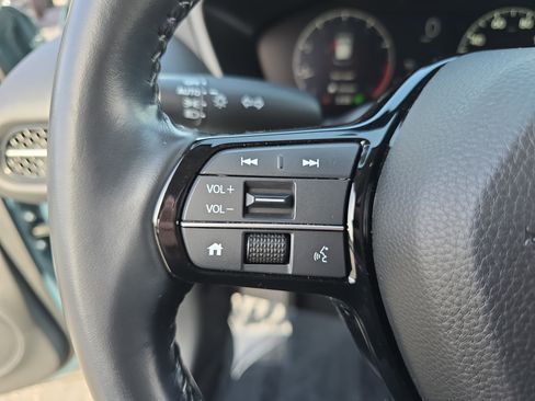 Used 2023 Honda HR-V EX-L image 16