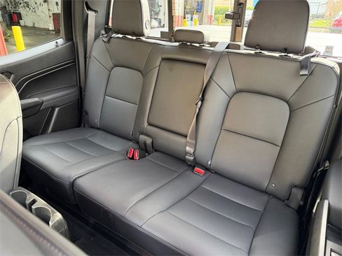 Used 2024 Chevrolet Colorado LT w/ LT Convenience Package III image 13