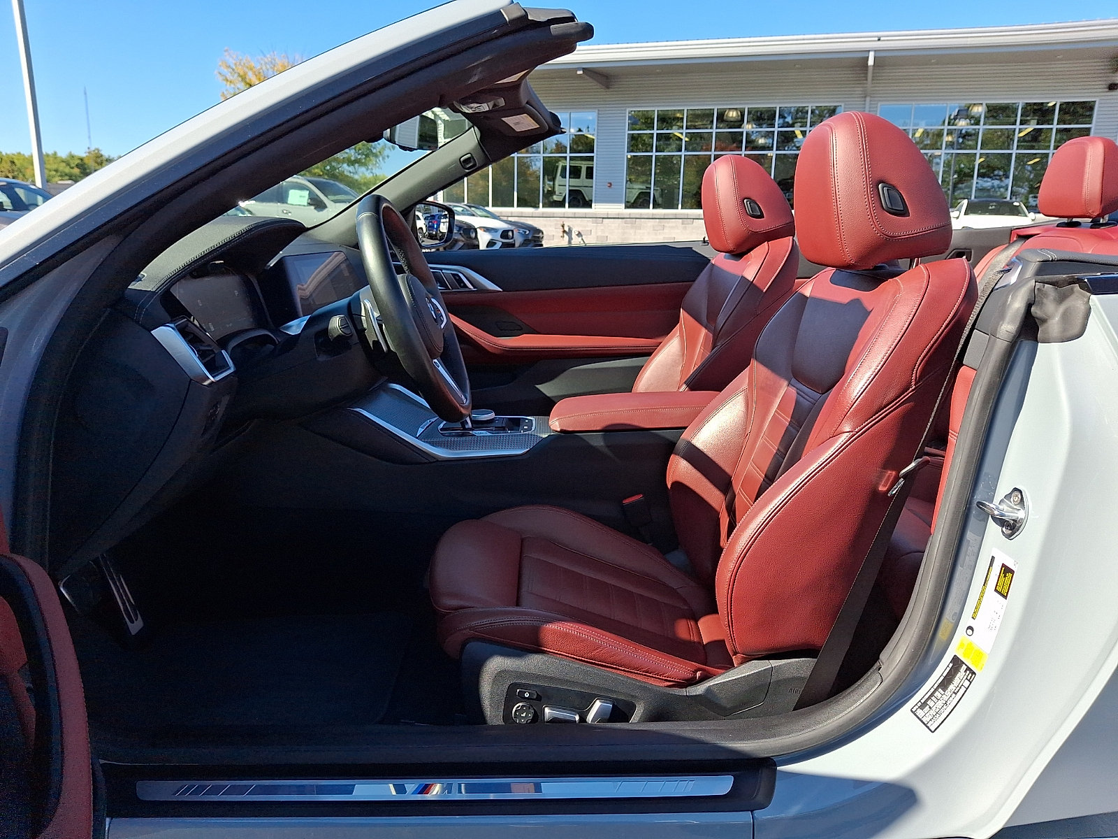 Used 2022 BMW M440i Convertible RWD image 17