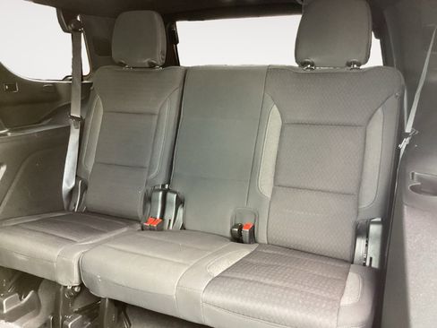 Used 2024 GMC Yukon SLE w/ Gmc Pro Safety Plus Package RWD image 25