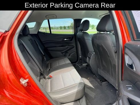 Used 2024 Chevrolet Trax LT FWD image 10