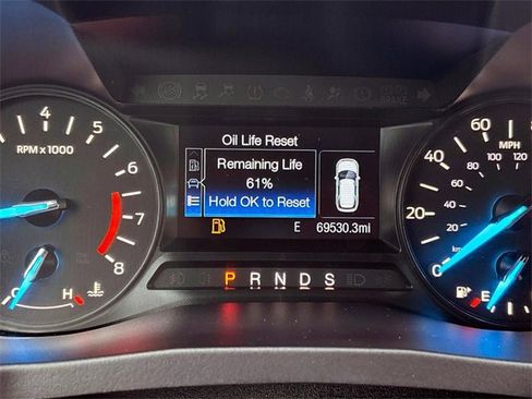 Used 2019 Ford Explorer XLT image 20