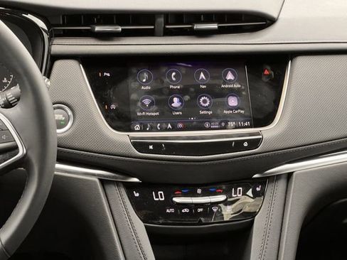 New 2025 Cadillac XT5 Premium Luxury image 12