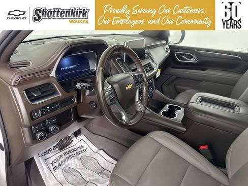 Used 2022 Chevrolet Tahoe LT w/ Luxury Package image 30