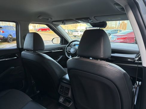Certified 2024 Kia Seltos S image 16