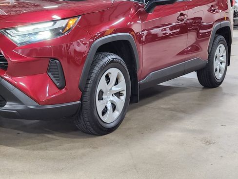 Used 2023 Toyota RAV4 LE FWD image 17