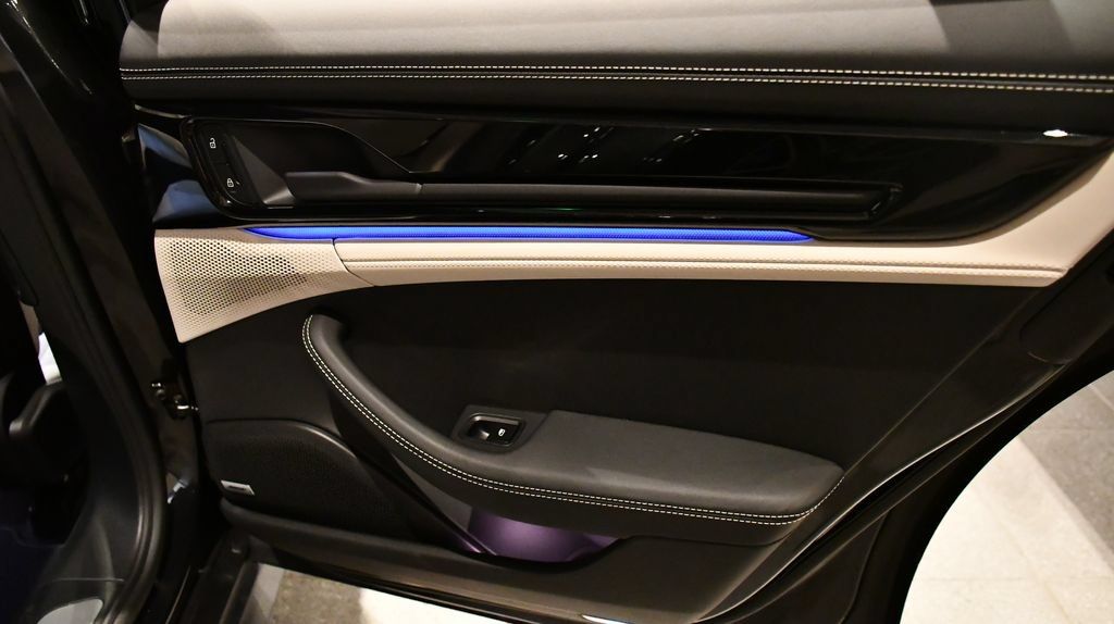 Certified 2026 Porsche Panamera 4 AWD/4WD image 26