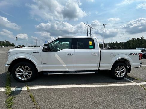 Used 2017 Ford F150 Lariat w/ Equipment Group 502A Luxury AWD/4WD image 5