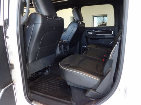 Used 2020 RAM 2500 Laramie AWD/4WD image 19