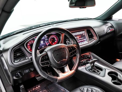 Used 2023 Dodge Challenger SRT Hellcat RWD image 5