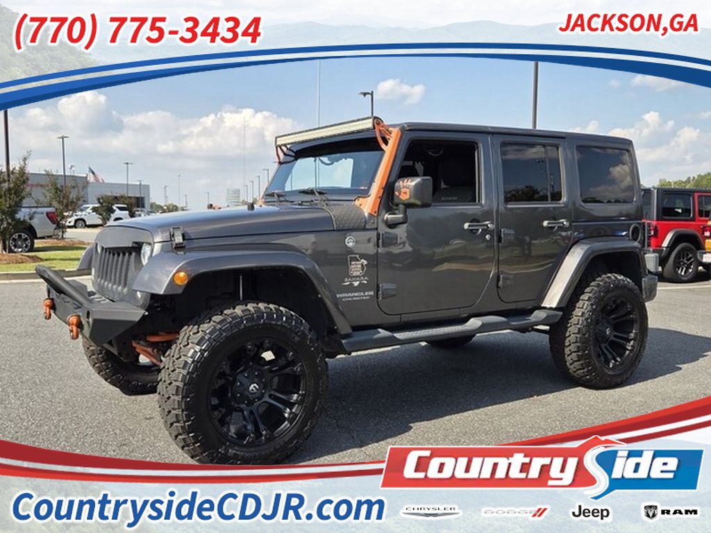Used 2017 Jeep Wrangler Unlimited Sahara w/ Connectivity Group AWD/4WD image 1