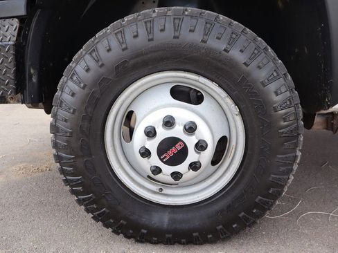 Used 2007 GMC Sierra 3500 W/T w/ Heavy-Duty Power Package image 33