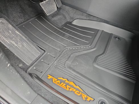 Used 2026 Honda CR-V TrailSport image 16