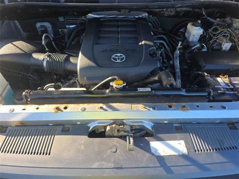 Used 2014 Toyota Tundra SR5 image 13