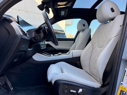 Used 2024 BMW X5 xDrive50e w/ M Sport Package image 11