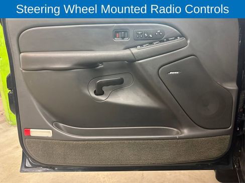 Used 2004 Chevrolet Avalanche Z71 w/ Sun And Sound Package image 24