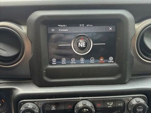 Used 2020 Jeep Wrangler Sport image 16