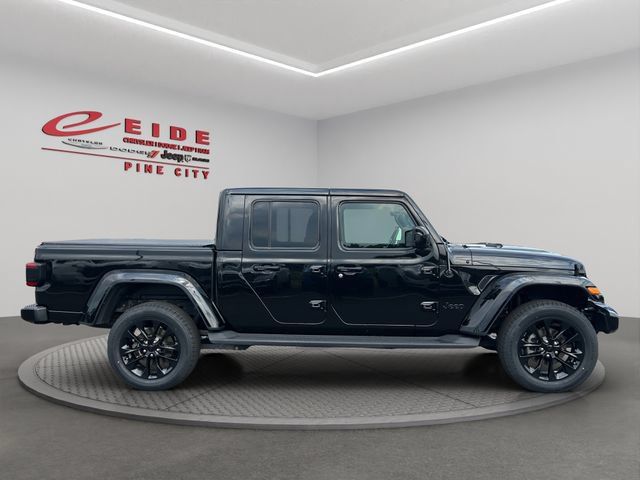 Used 2021 Jeep Gladiator Overland AWD/4WD image 11