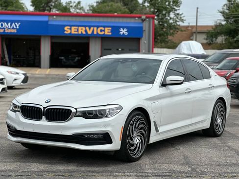 Used 2018 BMW 530e w/ Premium Package 2 image 1