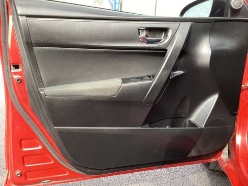 Used 2017 Toyota Corolla LE FWD image 27