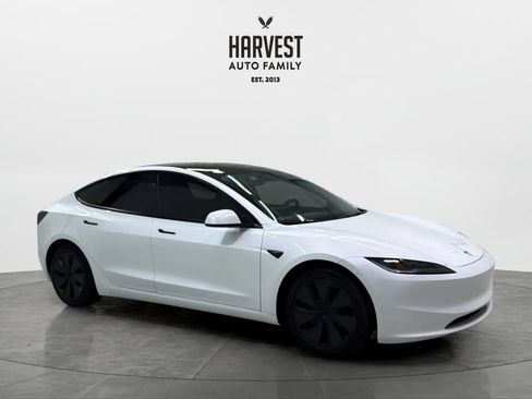 Used 2024 Tesla Model 3 Long Range AWD/4WD image 9