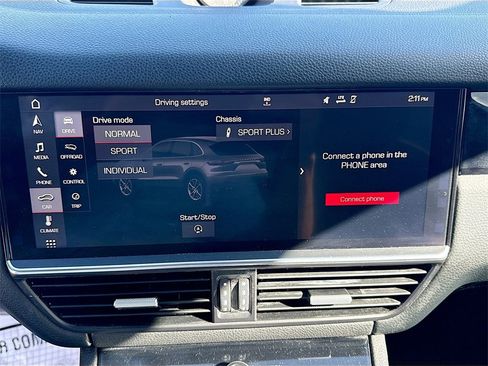 Used 2019 Porsche Cayenne S w/ Premium Plus Package image 16