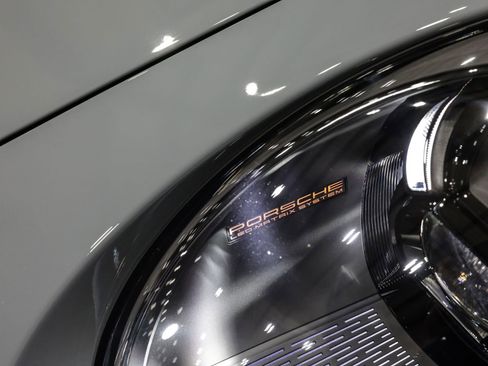 Used 2025 Porsche 911 Turbo S image 70