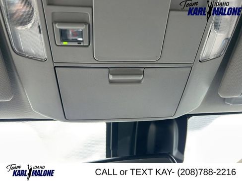 Used 2020 Toyota Tundra Limited w/ Limited Premium Package AWD/4WD image 42
