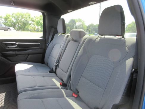 Used 2024 RAM 1500 Big Horn AWD/4WD image 17