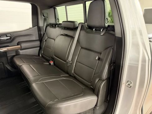 Used 2019 Chevrolet Silverado 1500 LT Trail Boss AWD/4WD image 30