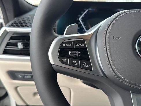 New 2026 BMW X6 xDrive40i w/ Executive Package image 18