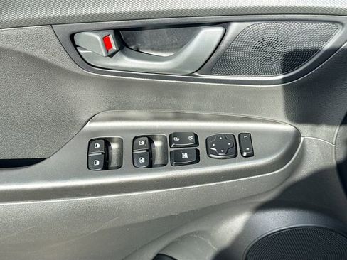 Used 2023 Hyundai Kona SEL FWD image 17